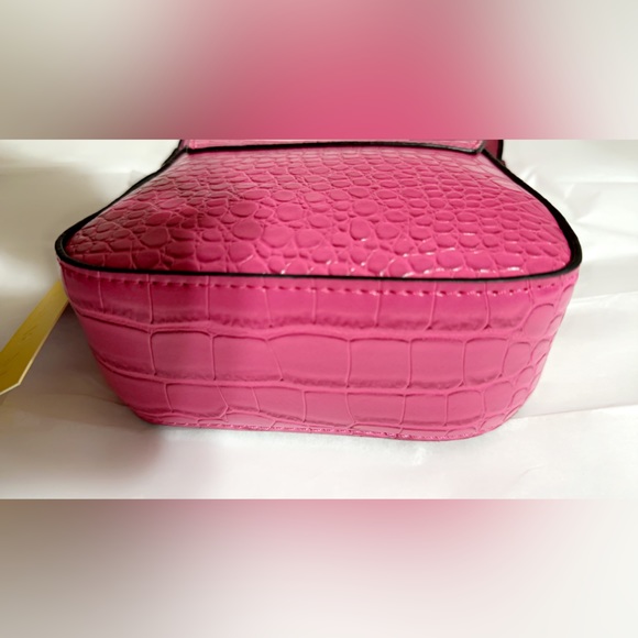 NWT Forever 21 PINK Faux Croc Leather Crossbody Bag AND 6.5” x 6”Removable Strap - Picture 7 of 9